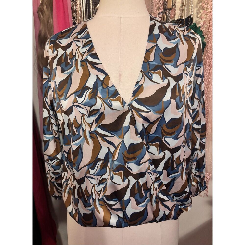 JoFlower Ronda Blouse XS NWT Retro 70s Abstract Wave V-Neck Top